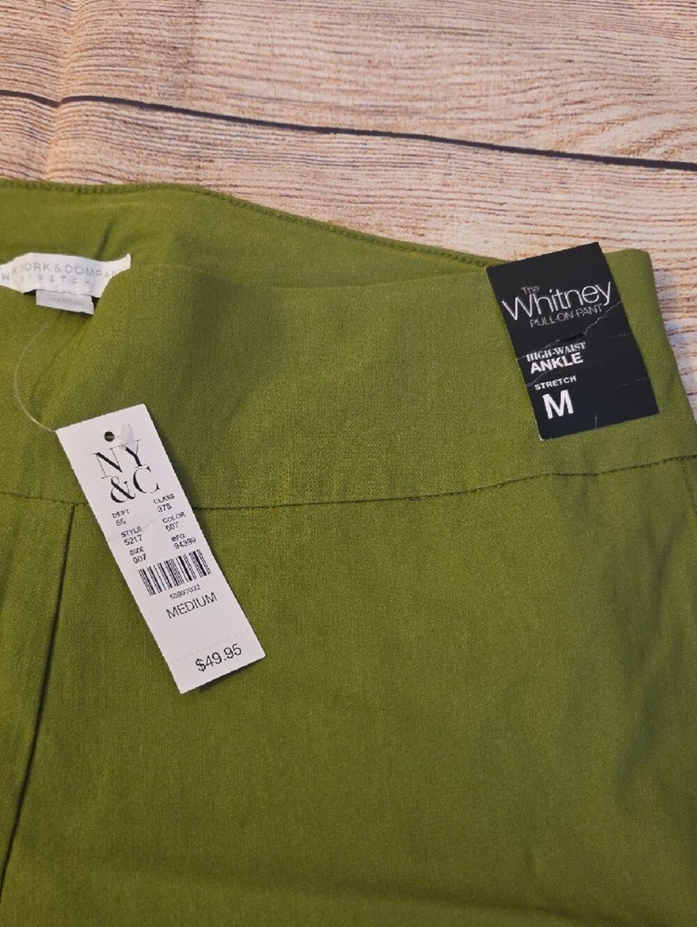 NWT!New York & Company Women’s Green “The Whitney” High Waisted Ankle Pants. - Picture 3 of 4